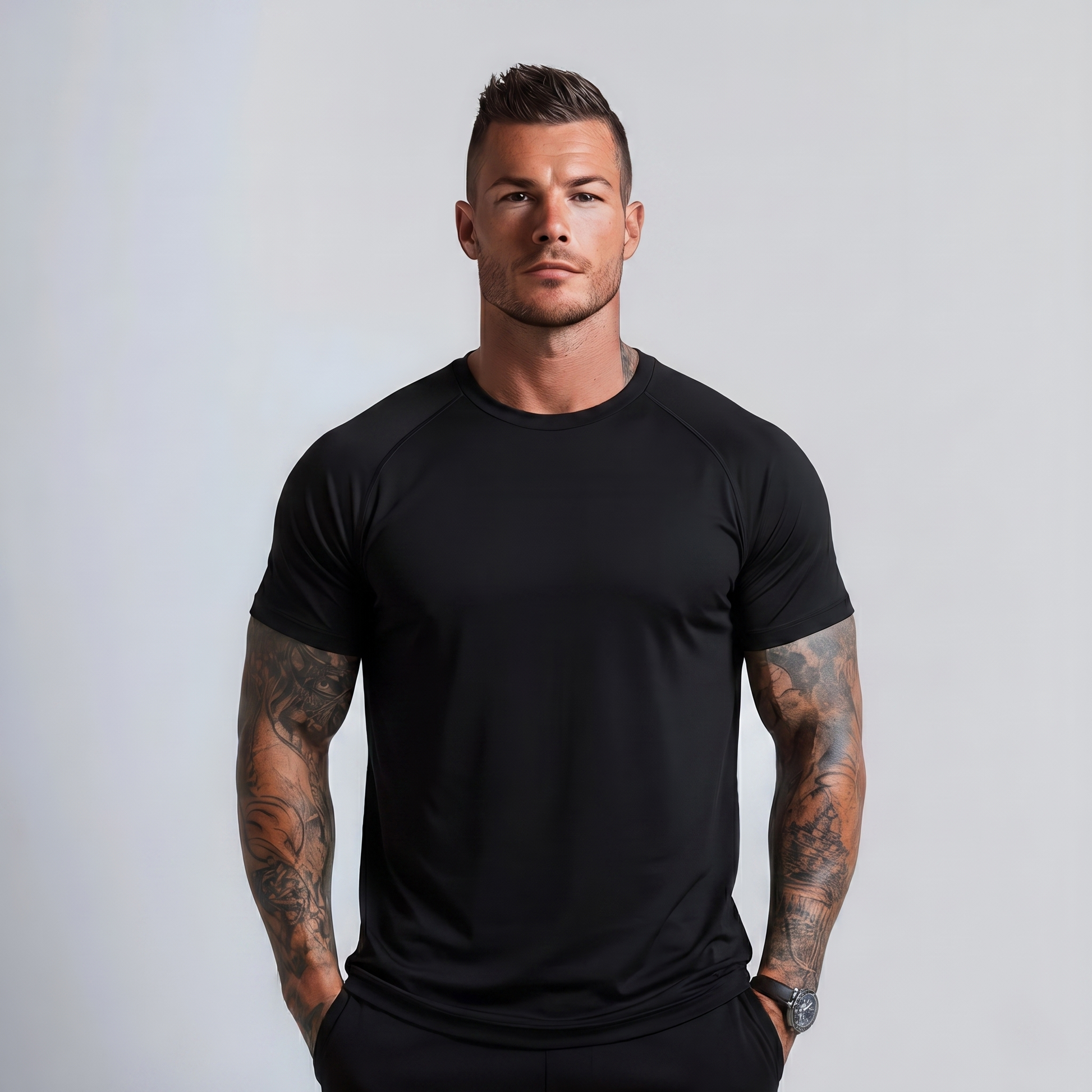 AVERON FitFlex Tee - Black - model raglan